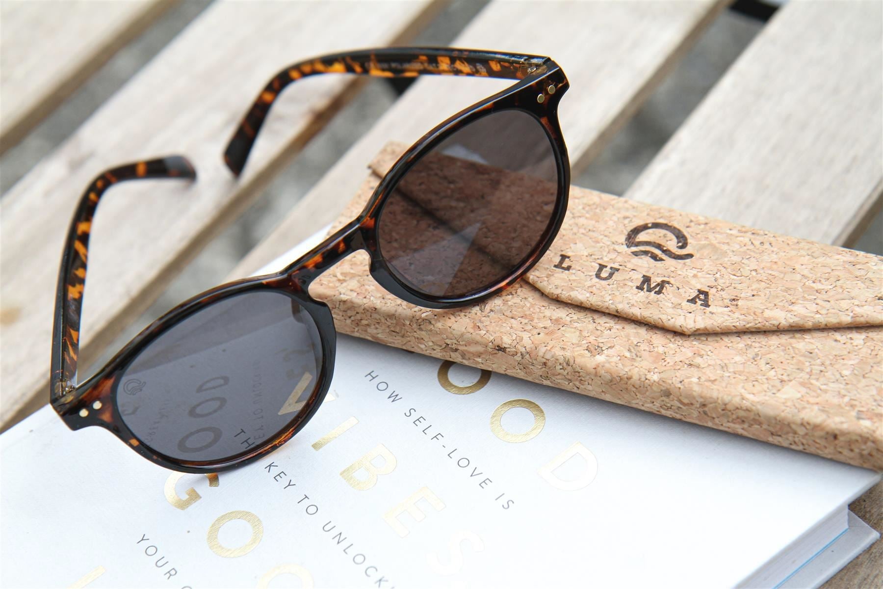 Luma Sunglasses - Cork Case - Cork
