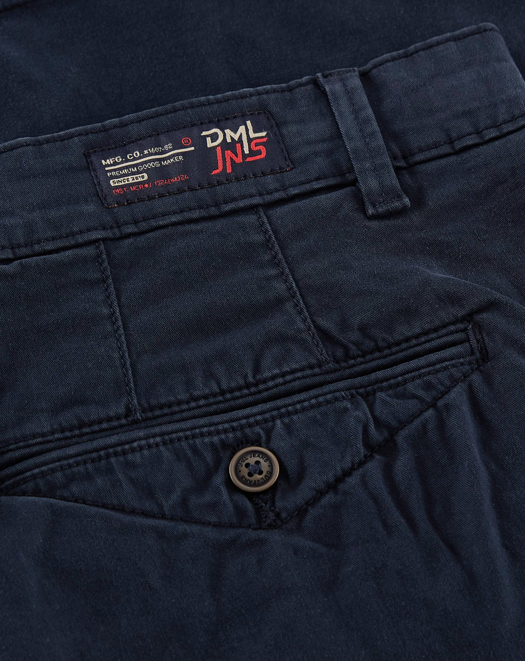DML Healey chino shorts NAVY