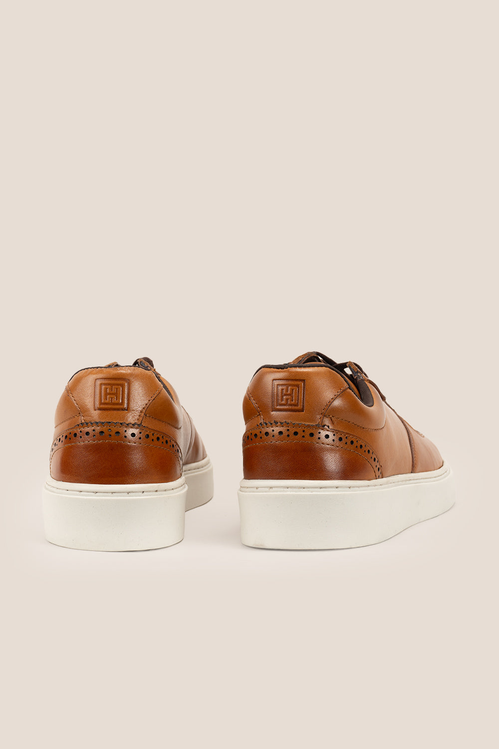 Scout Tan