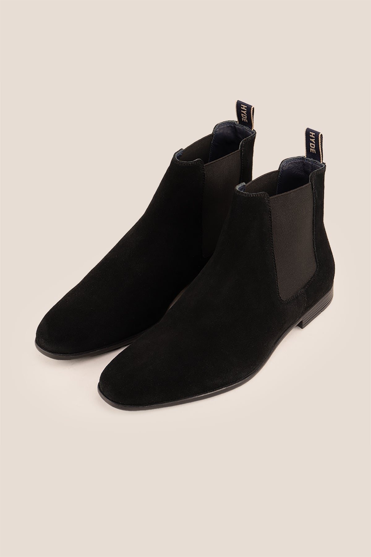 Darwin Black Suede