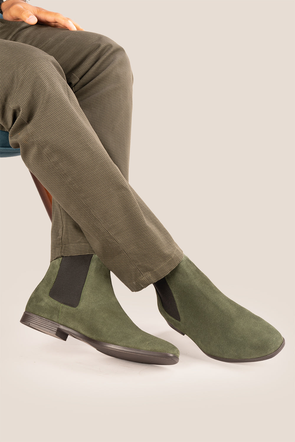 Darwin Green Suede