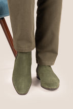 Darwin Green Suede