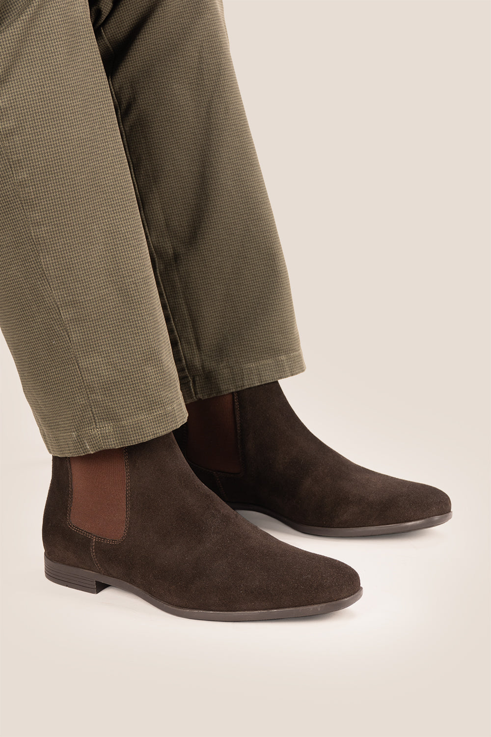 Darwin Brown Suede