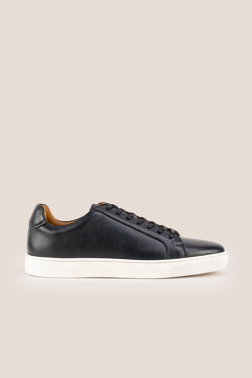 Harper Black Grain
