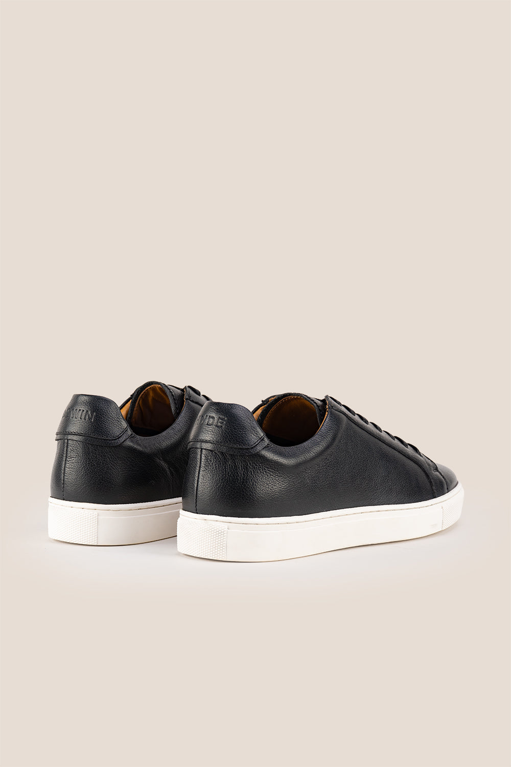 Harper Black Grain