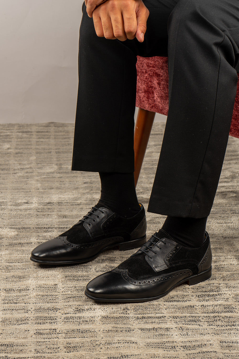 Miles Black/Black