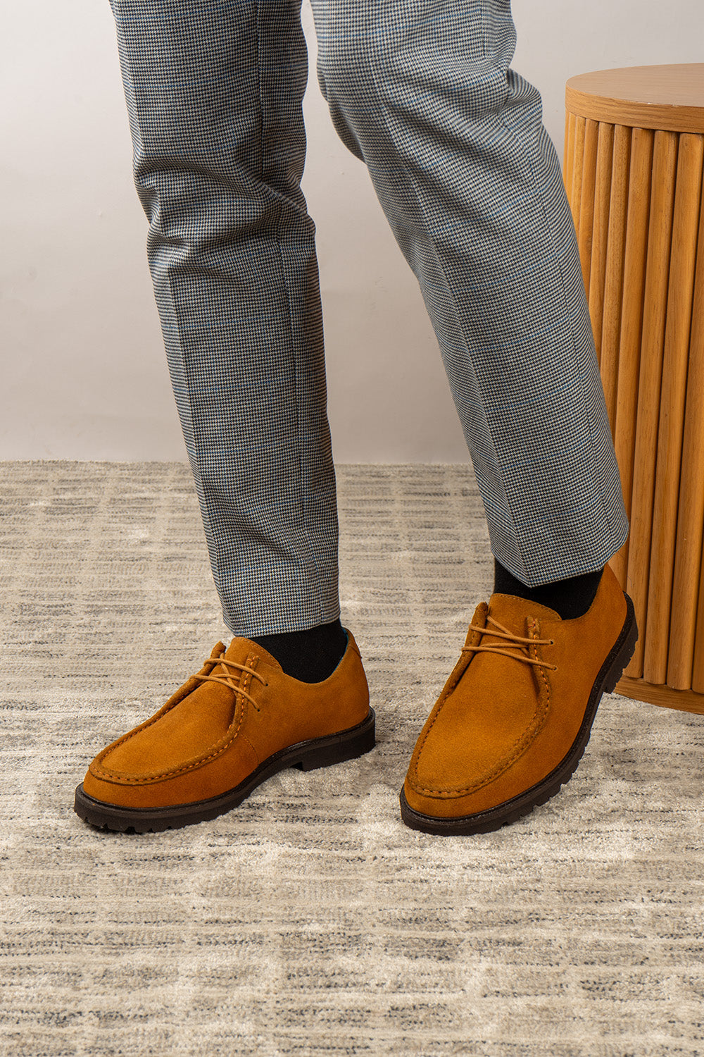 Joshua Suede Tobacco