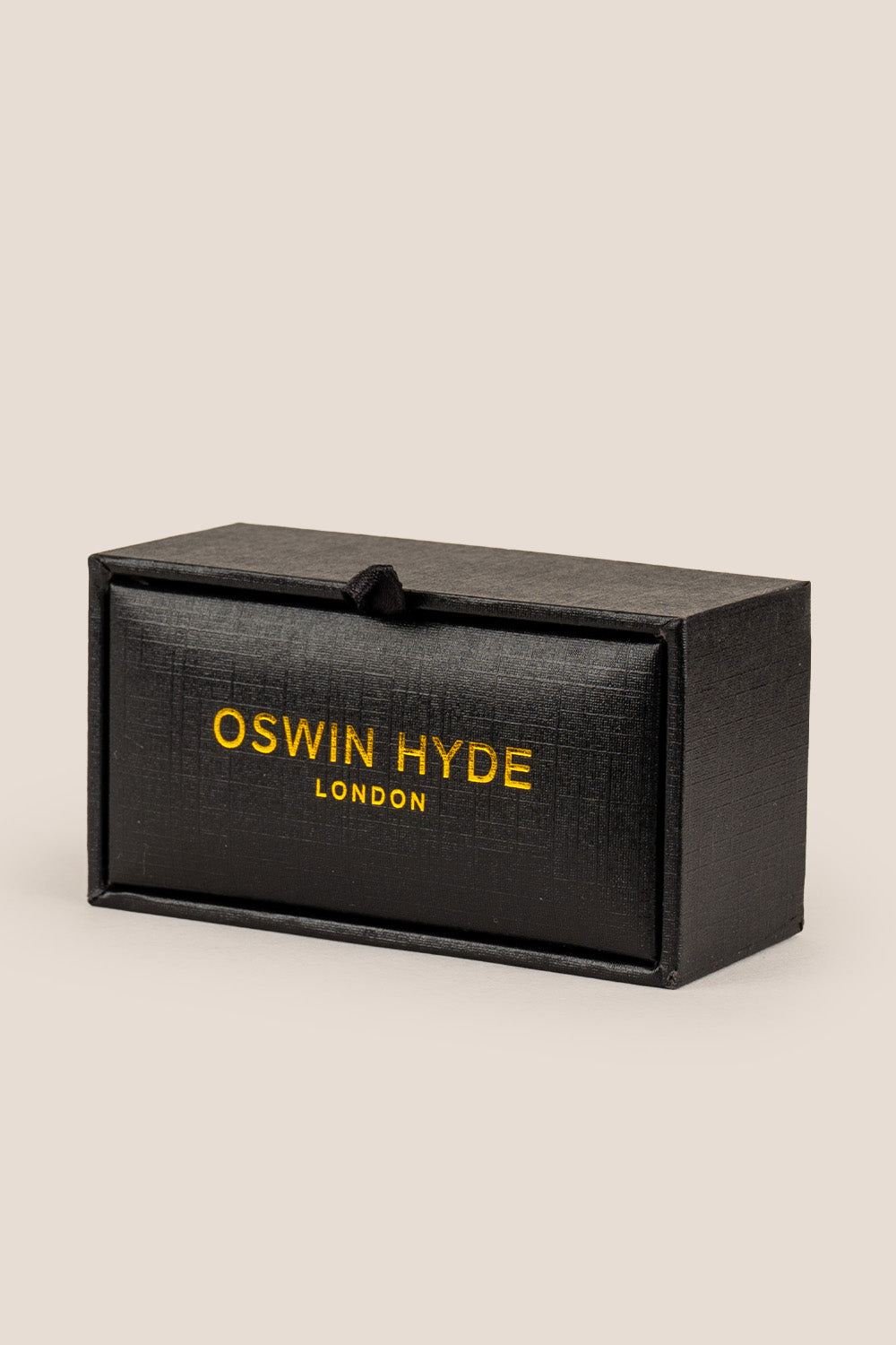 Cube Black
