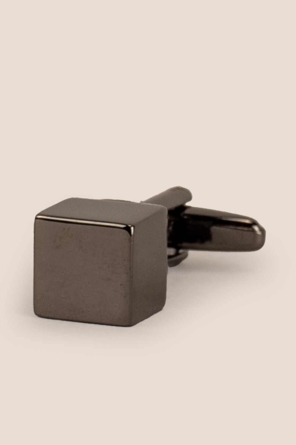 Cube Black