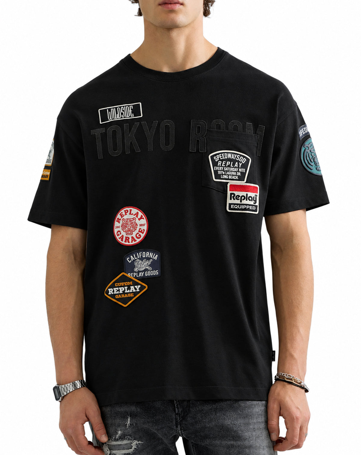 Replay Relaxed Fit Pocket T-Shirt With Badge Detail Black