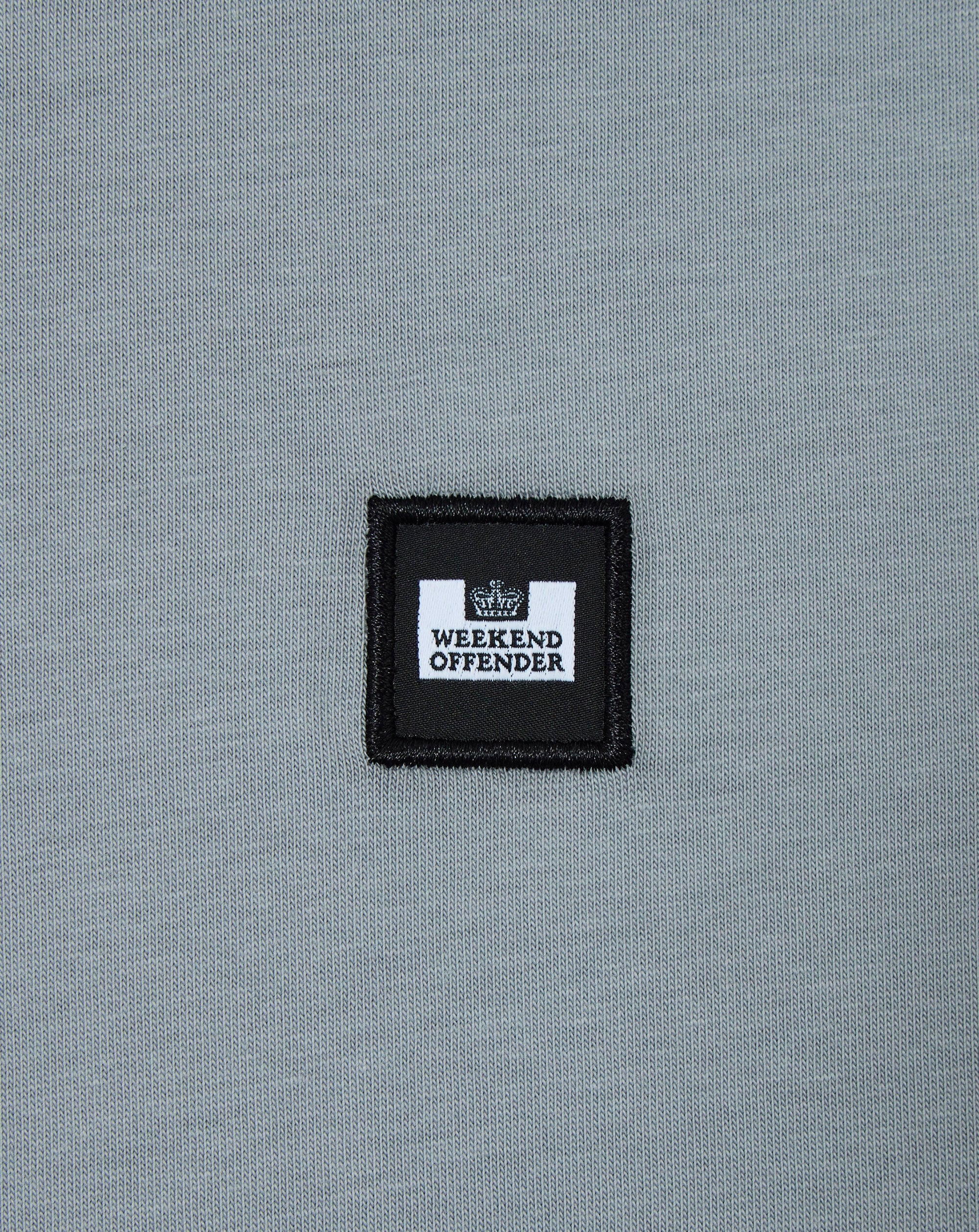 Weekend Offender Brooklands badge tee SMOKEY
