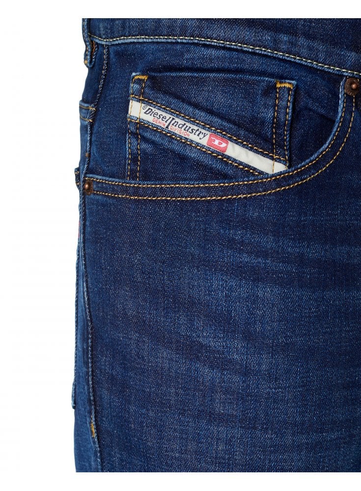 Diesel D-fining Regular Fit Mid Waist Tapered Leg 09b90