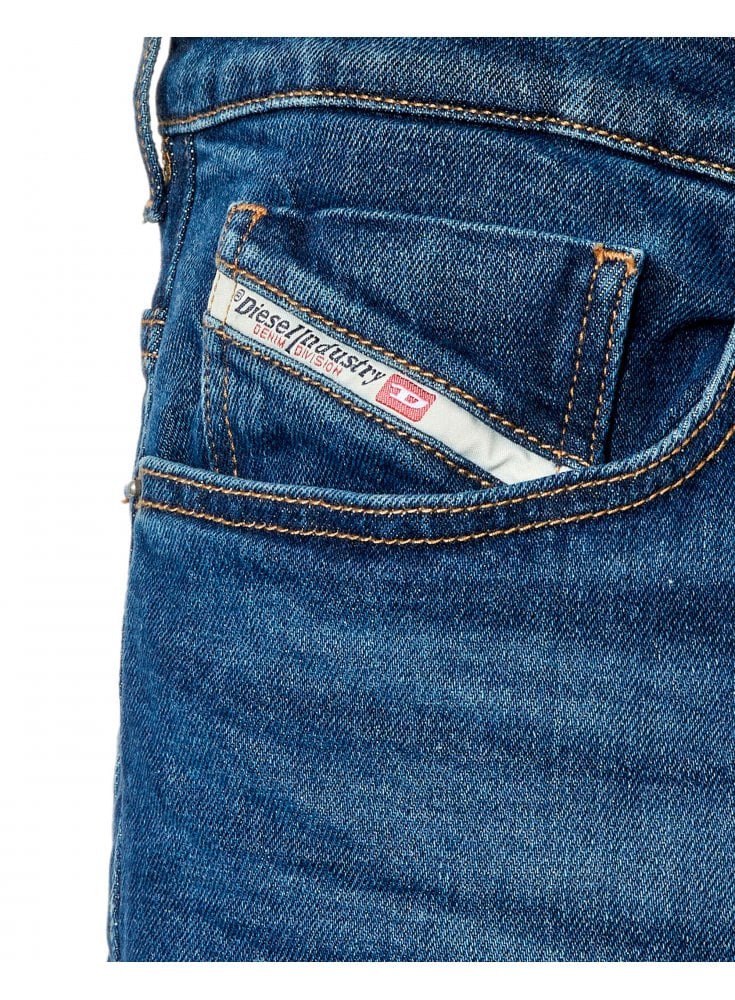 Diesel Soft Stretch Regular Tapered D-Finning Dark Blue Jean 0GYCS